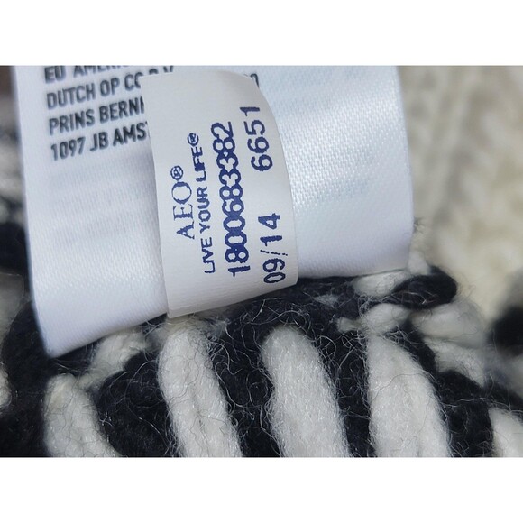American Eagle Outfitters Sweater Womens Medium Black White Fair Isle Crewneck - Picture 9 of 14